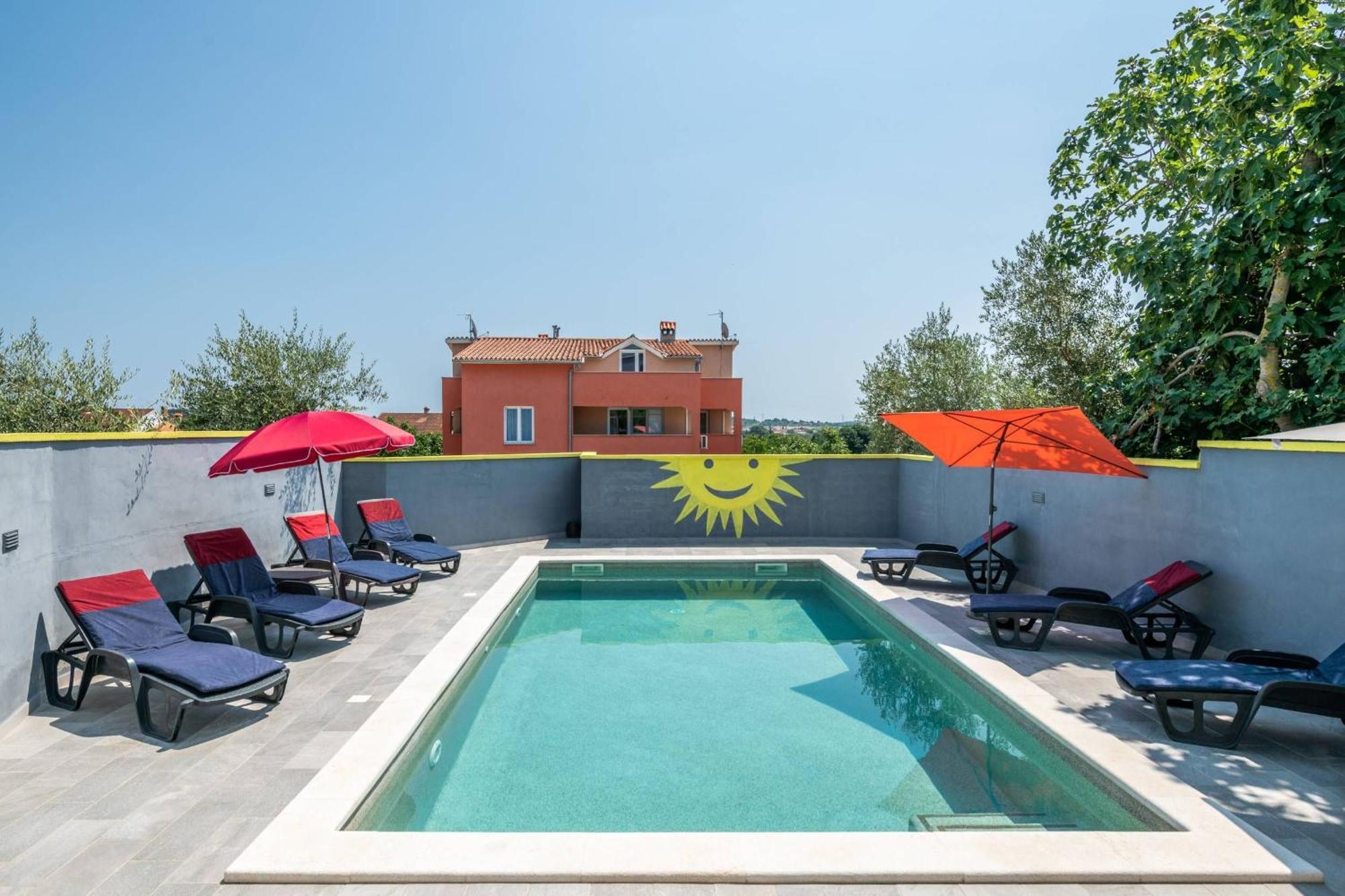 Holiday home Sunce *